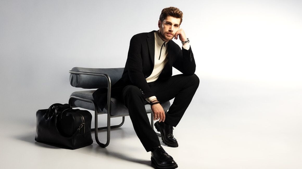 Geçiş Mevsiminde Erkek Giyimi: Yazdan Sonbahara Şıklık