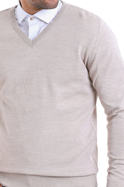 Bej Comfort Fit V Yaka Yünlü Kazak - 4