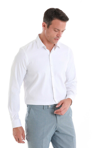 Beyaz Comfort Fit Slim Yaka Uzun Kollu Gömlek - 3