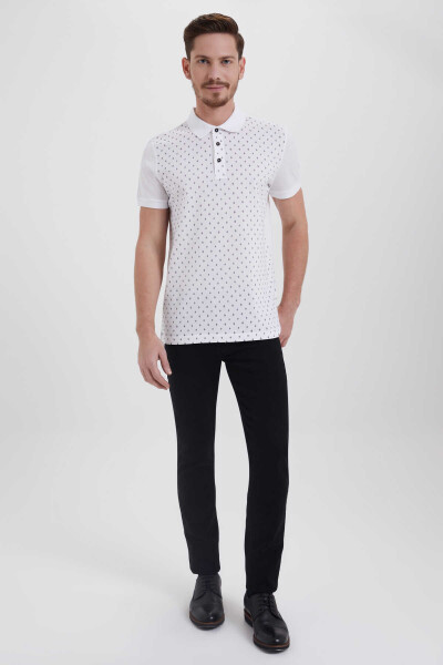Beyaz Desenli Polo Yaka Tişört - 2