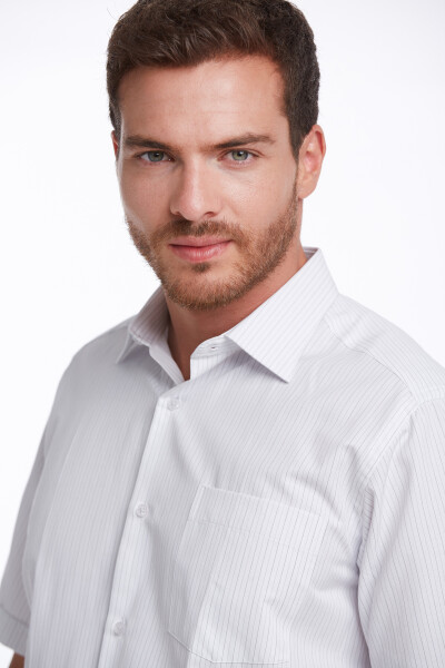 Beyaz Regular Fit Kareli Pamuklu Slim Yaka Kısa Kol Klasik Gömlek - 6