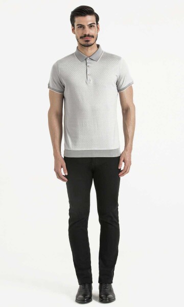 Gri Desenli Polo Yaka Tişört - 2