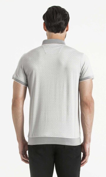 Gri Desenli Polo Yaka Tişört - 4
