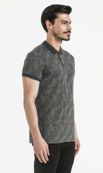 Gri Desenli Polo Yaka Tişört - 3