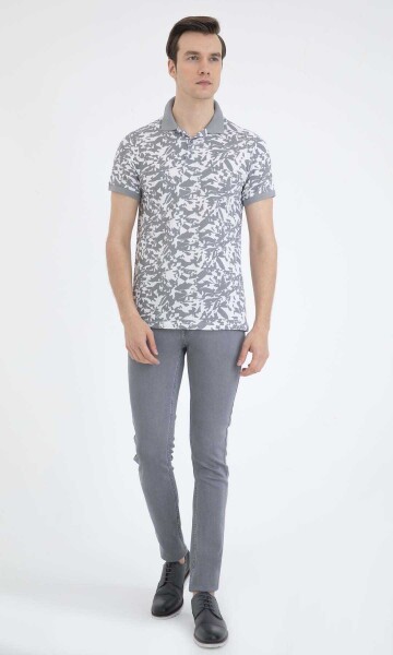 Gri Desenli Polo Yaka Tişört - 2