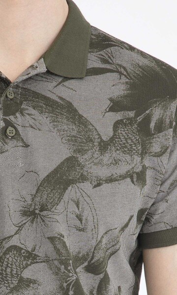 Haki Büyük Desenli Polo Yaka Tişört - 3