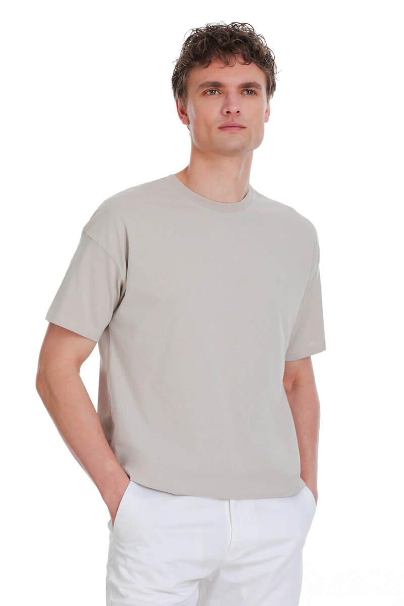 Ekru Regular Fit 100% Pamuk Bisiklet Yaka Oversize Tişört - HTML (1)