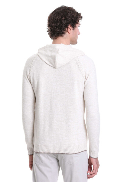 Ekru Regular Fit Bisiklet Yaka Jakarlı Kapüşonlu Kazak - 7