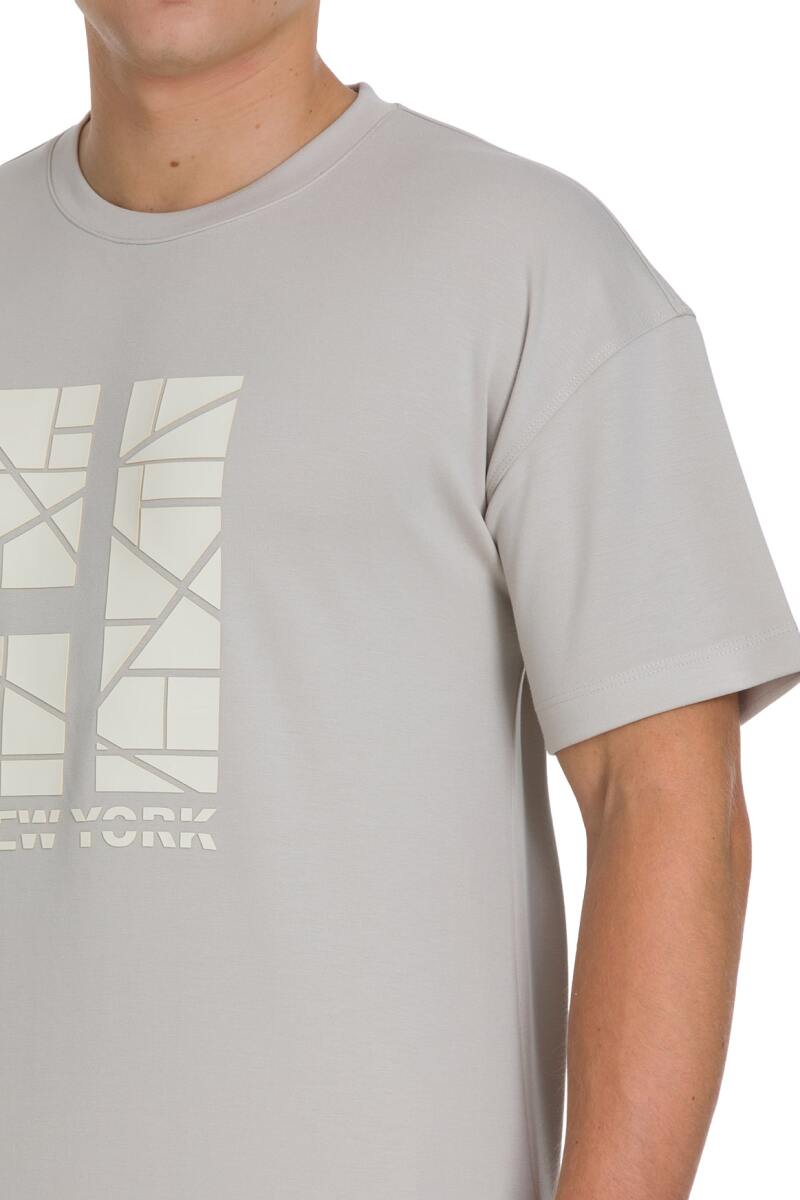 Ekru Regular Fit Bisiklet Yaka Oversize Tişört - HTML (1)