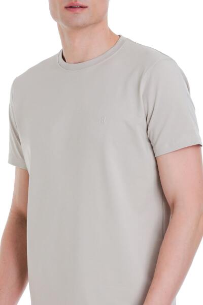 Ekru Regular Fit Bisiklet Yaka Pamuklu Tişört - 4