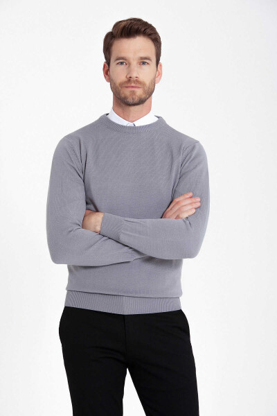 Gri Regular Fit Düz Bisiklet Yaka Triko Kazak - 3