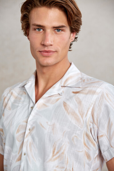 Gri Comfort Fit Baskılı %100 Pamuk Apaş Yaka Kısa Kollu Gömlek - 4