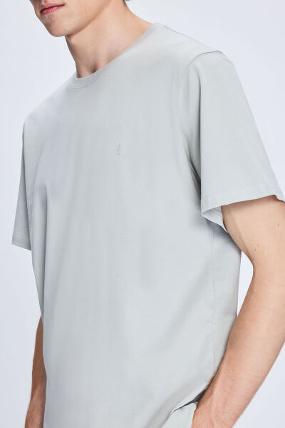 Gri Regular Fit Bisiklet Yaka Pamuklu Tişört - 4