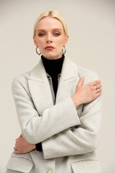 Saykı Woman Gri Regular Fit Ceket Yaka Kaşe Oversize Manto - 5