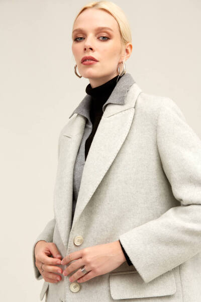 Saykı Woman Gri Regular Fit Ceket Yaka Kaşe Oversize Manto - 8