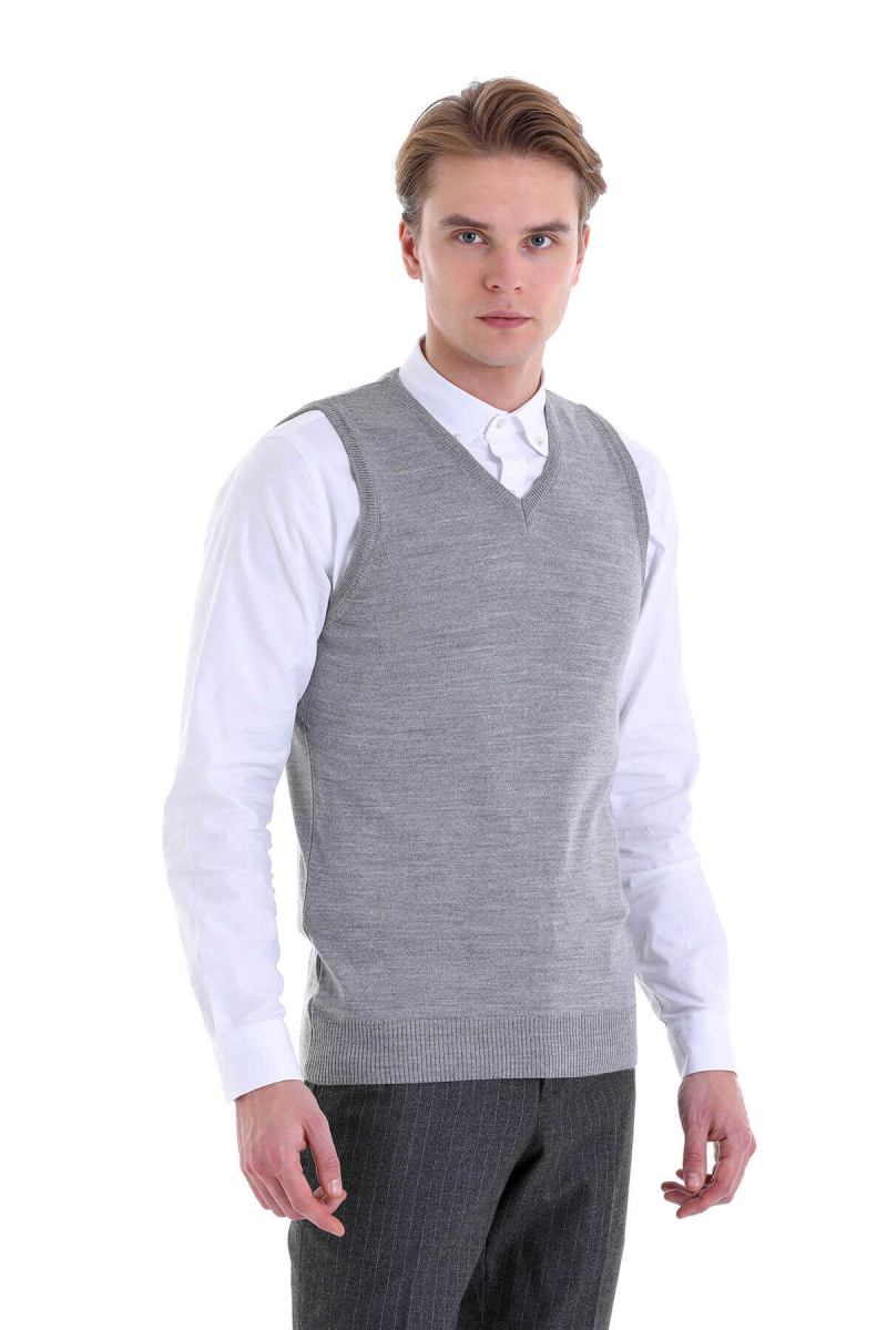 Gri Comfort Fit V Yaka Yünlü Triko Süveter - Hatemoğlu