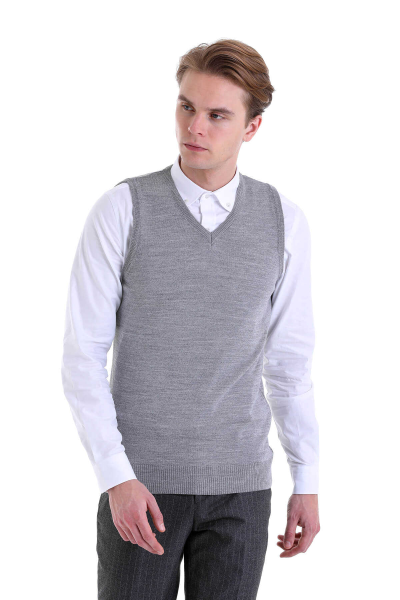 Gri Comfort Fit V Yaka Yünlü Triko Süveter - Hatemoğlu (1)