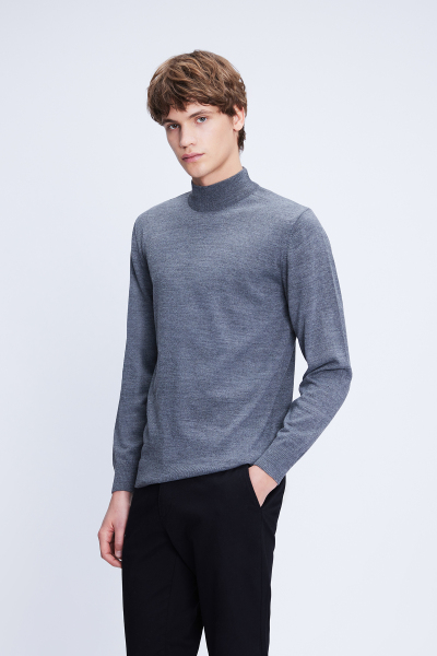 Gri Regular Fit Düz Yarım Balıkçı Yaka Yünlü Triko Kazak 