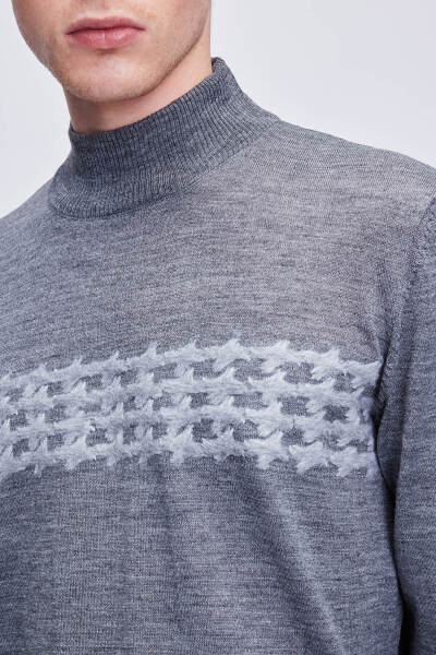 Gri Regular Fit Jakarlı Yarım Balıkçı Yaka Yünlü Triko Kazak - 4
