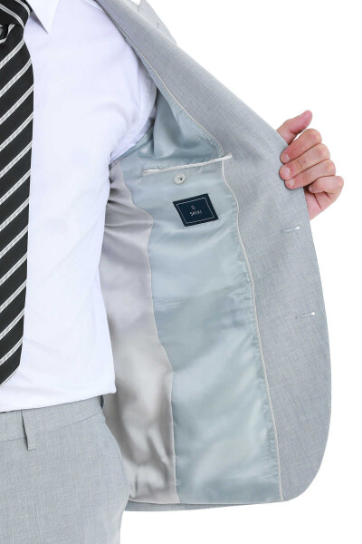 Gri Slim Fit Çizgili Sivri Yaka Klasik Takım Elbise - 5