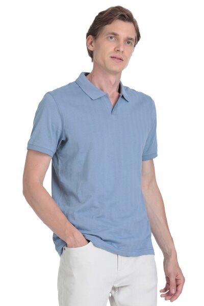 İndigo Regular Fit Apaş Yaka Pamuklu Tişört 