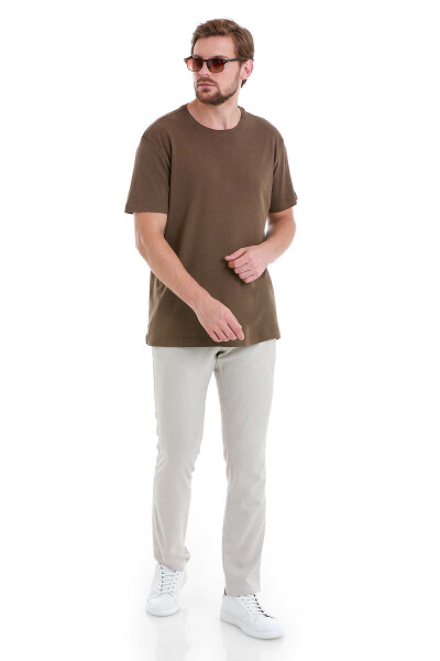 Kahverengi Regular Fit Bisiklet Yaka Keten Tişört - 2