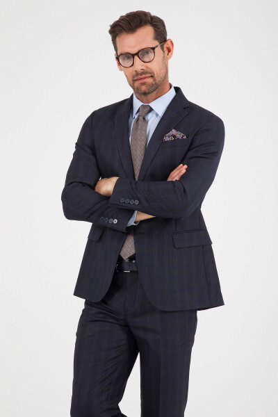 Kareli Klasik Lacivert Takım Elbise - 4