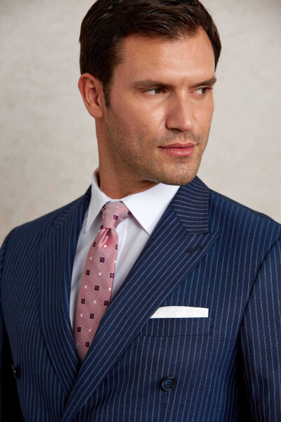 Lacivert Slim Fit Çizgili Sivri Yaka Klasik Kruvaze Takım Elbise - 9