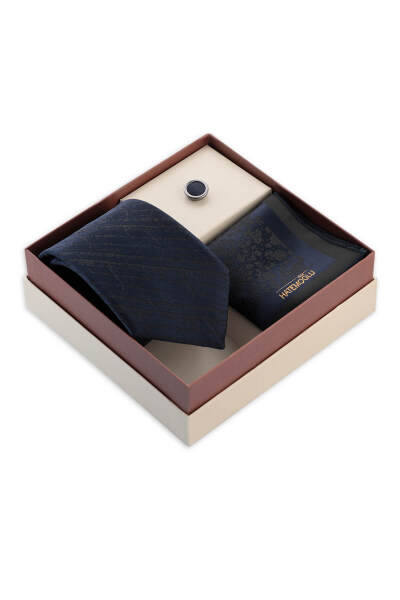 Lacivert Kravat Mendil ve Yaka Rozeti 3'lü Set 