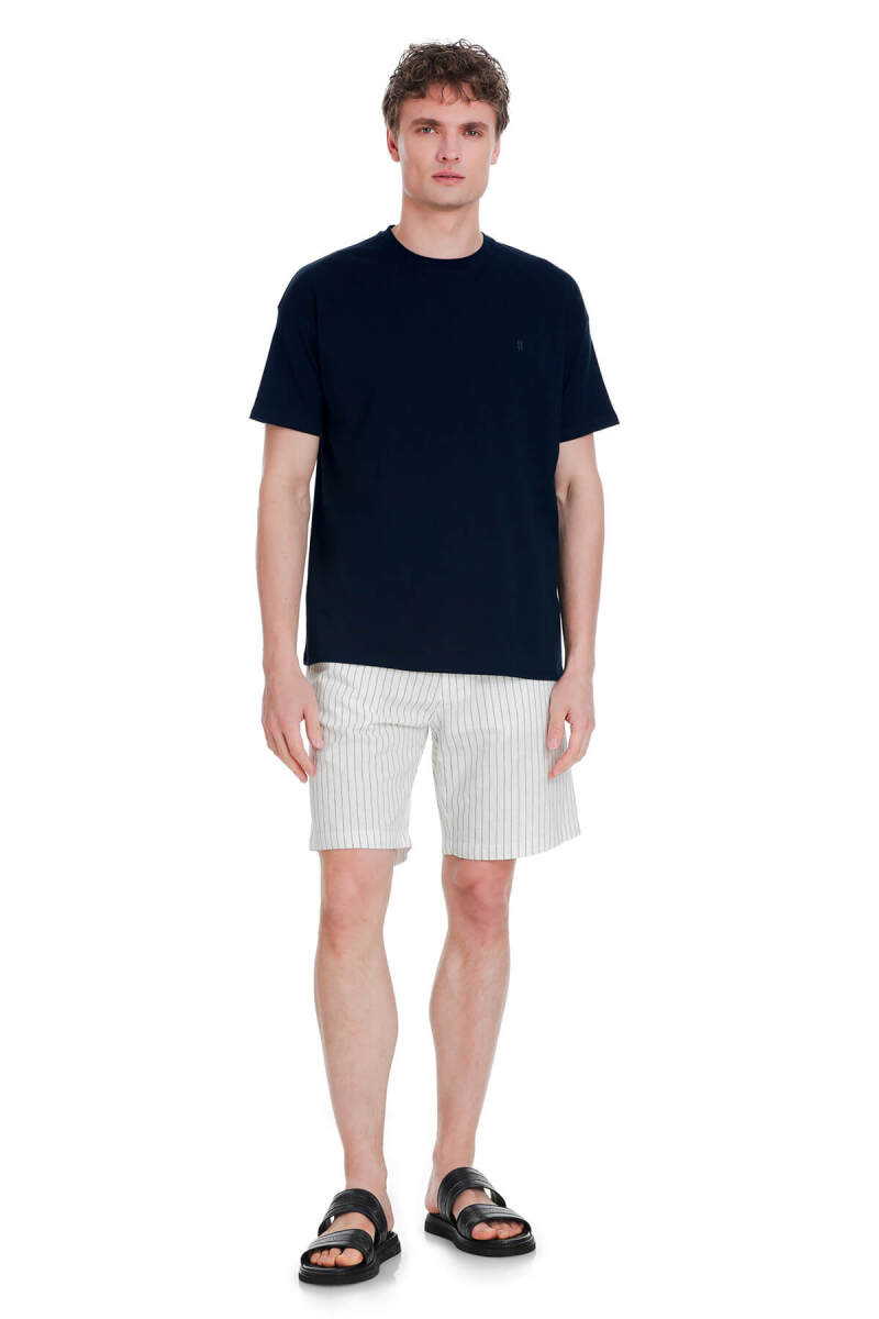 Lacivert Regular Fit 100% Pamuk Bisiklet Yaka Oversize Tişört - HTML (1)