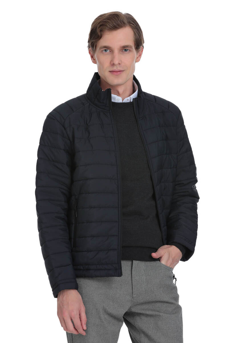 Lacivert Regular Fit Hakim Yaka Şişme Mont - HTML