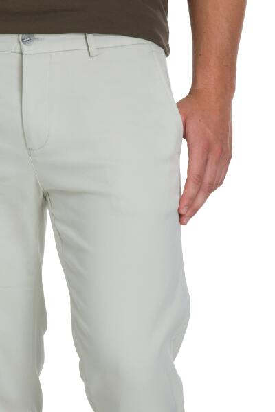 Mavi Regular Fit Yandan Cepli Kanvas Pantolon - 4