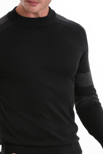 Siyah Comfort Fit Pamuklu Yarım Balıkçı Yaka Casual Triko Kazak - 5