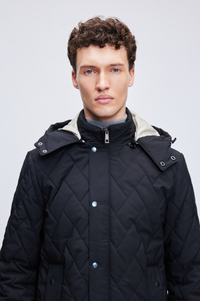 Siyah Regular Fit Hakim Yaka Kapitone Kapüşonlu Mont - 4