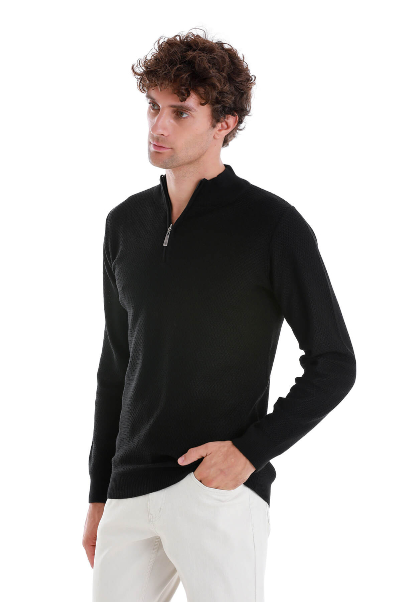 Siyah Regular Fit Jakarlı Yarım Balıkçı Yaka Fermuarlı Yünlü Triko Kazak - Hatemoğlu (1)
