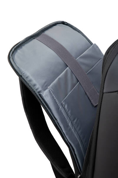 Siyah Sırt Çantası - 6