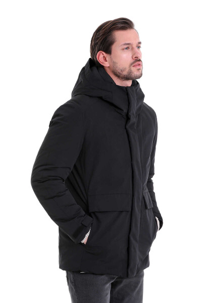 Siyah Hakim Yaka Kapüşonlu Kaban - 2