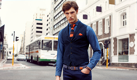 Takım Elbise Giymeden de Şık Olmanın 5 Yolu