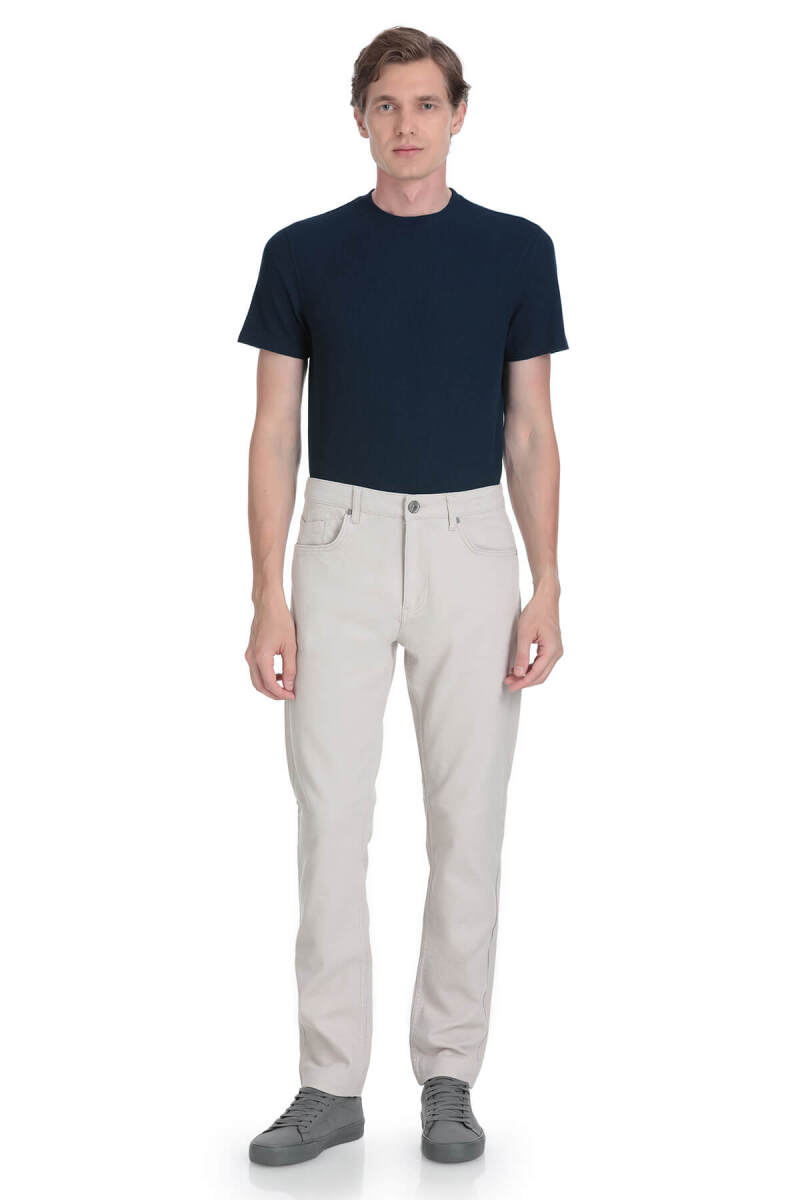 Taş Rahat Kesim Pamuklu Yandan Cepli Jogger Pantolon - HTML