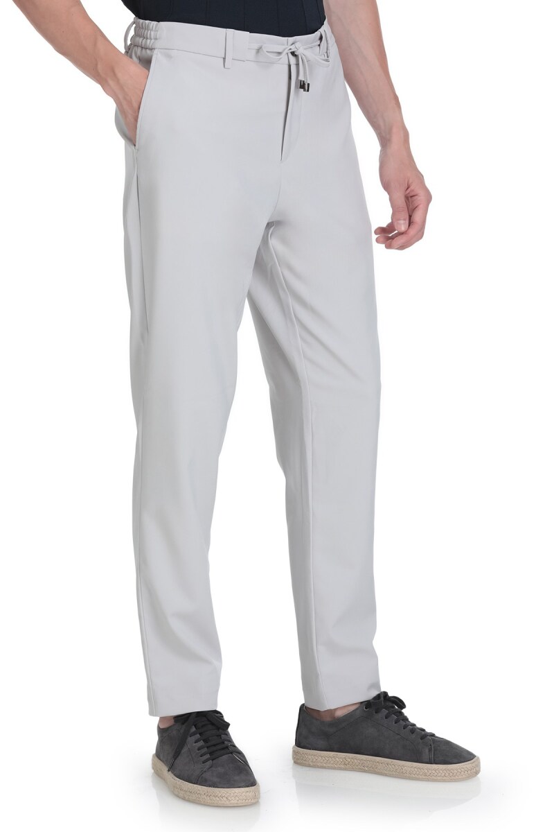 Taş Rahat Kesim Yandan Cepli Jogger Pantolon - HTML (1)