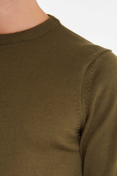 Yeşil Regular Fit Düz Bisiklet Yaka Triko Kazak - 9