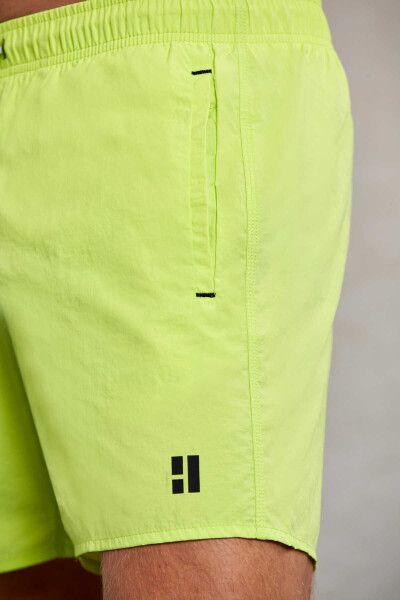 Yeşil Dinamik Fit Düz Yandan Cep Deniz Şortu - 5